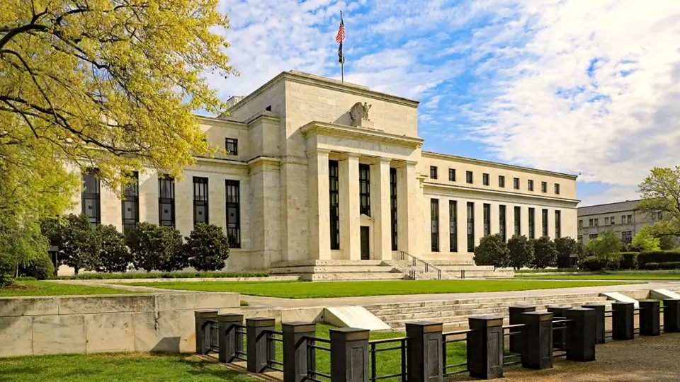 Fed và tỷ giá ảnh hưởng đến giá vàng như thế nào